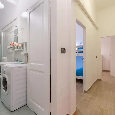 Apartamento Piazza Aldrovandi Quiet Lovely Bolonia