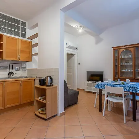 Apartment Piazza Aldrovandi Quiet Lovely